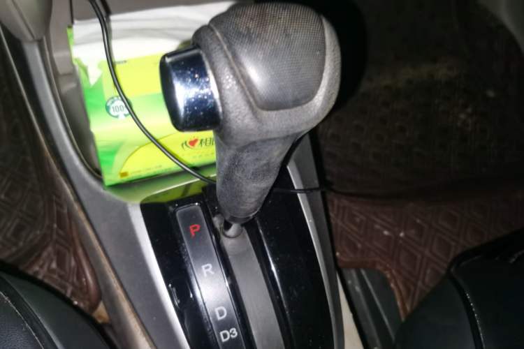 Used Honda City Classic 2011 1.5L Automatic Elite Edition Gear Lever
