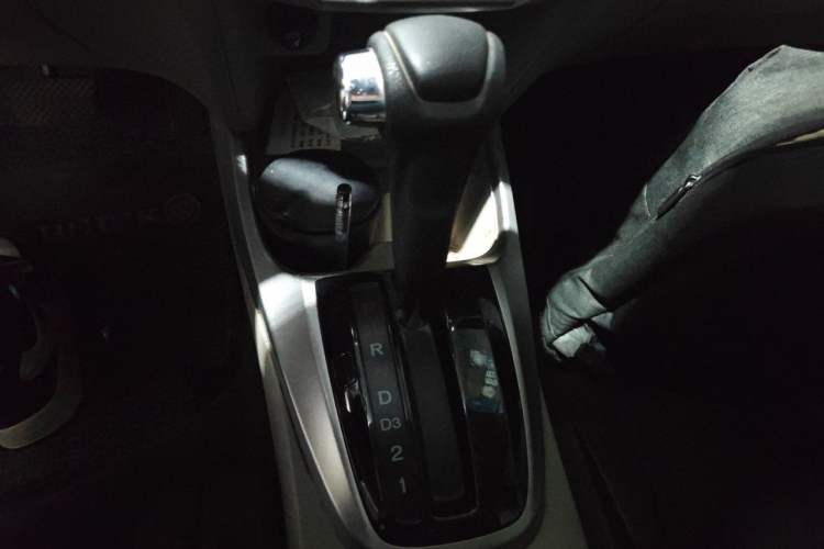Used Honda City Classic 2011 1.5L Automatic Elite Edition Gear Lever