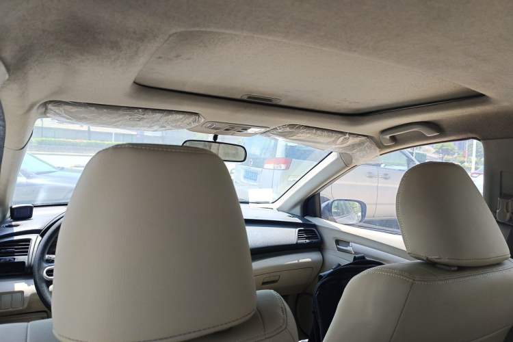 Used Honda City Classic 2011 1.5L Automatic Elite Edition Headliner