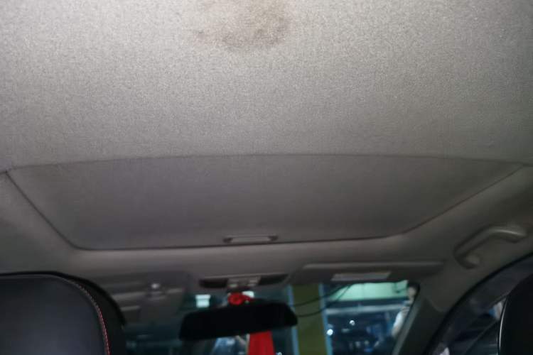 Used Honda City Classic 2011 1.5L Automatic Elite Edition Headliner