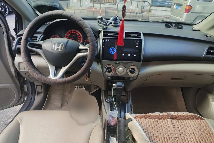 Used Honda City Classic 2011 1.5L Automatic Elite Edition Interior 2