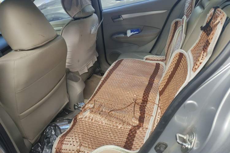 Used Honda City Classic 2011 1.5L Automatic Elite Edition Interior 4