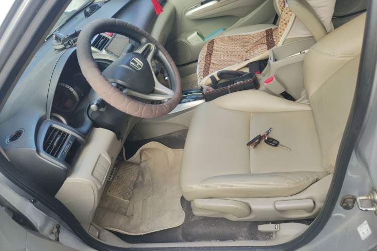 Used Honda City Classic 2011 1.5L Automatic Elite Edition Left Front Seat