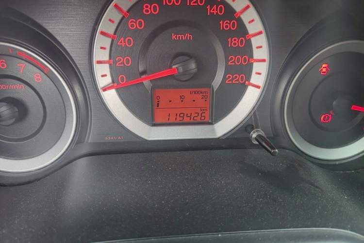 Used Honda City Classic 2011 1.5L Manual Elite Edition Odometer Close Up