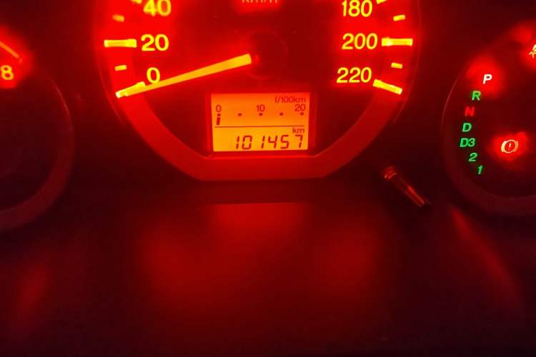 Used Honda City Classic 2011 1.5L Automatic Elite Edition Odometer Close Up