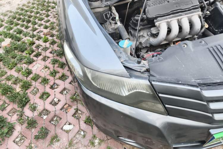Used Honda City Classic 2011 1.5L Manual Elite Edition Right Front Headlight