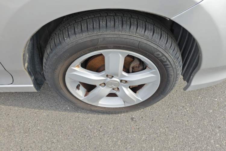 Used Honda City Classic 2011 1.5L Automatic Elite Edition Right Front Wheel Hub