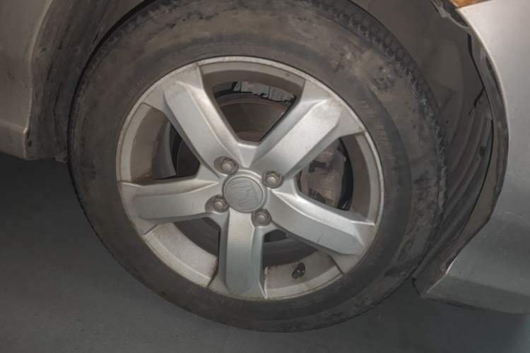 Used Honda City Classic 2011 1.5L Automatic Elite Edition Right Front Wheel Hub