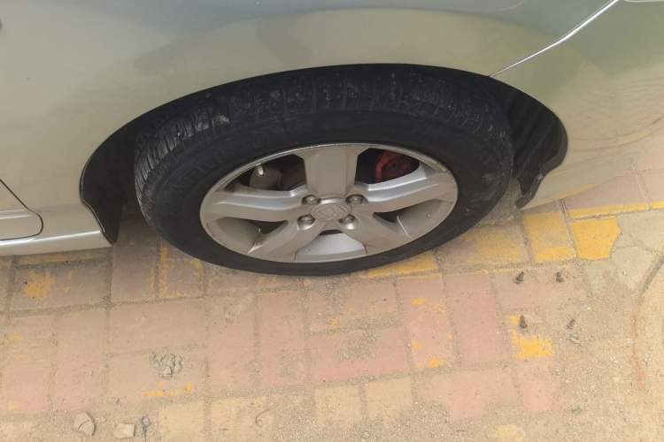 Used Honda City Classic 2011 1.5L Manual Elite Edition Right Front Wheel Hub