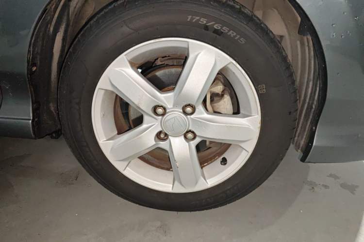 Used Honda City Classic 2011 1.5L Automatic Elite Edition Right Front Wheel Hub