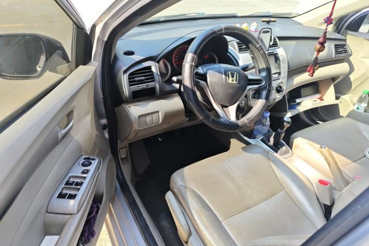 Used Honda City Classic 2011 1.5L Manual Elite Edition Driver Seat