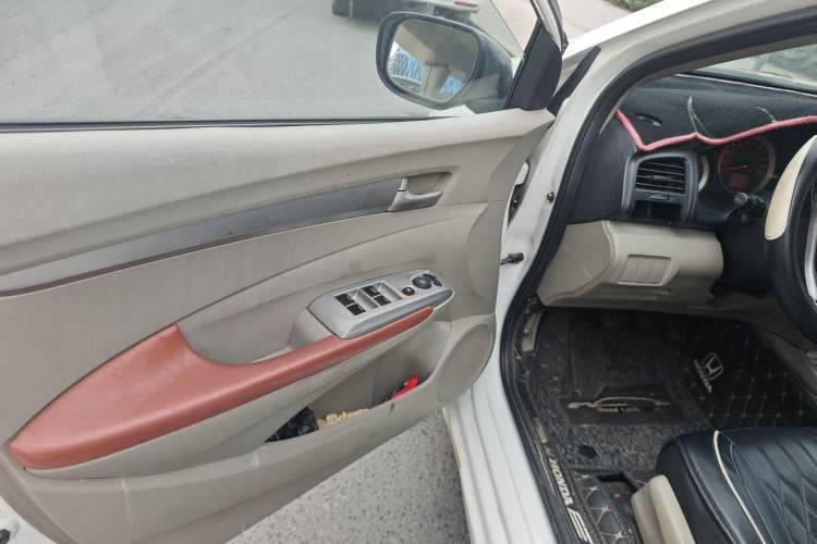 Used Honda City Classic 2011 1.5L Manual Elite Edition Driver Seat