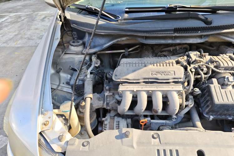 Used Honda City Classic 2011 1.5L Manual Elite Edition Engine Bay Right