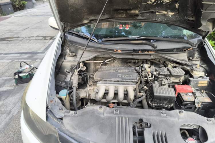 Used Honda City Classic 2011 1.5L Automatic Elite Edition Engine Bay Right