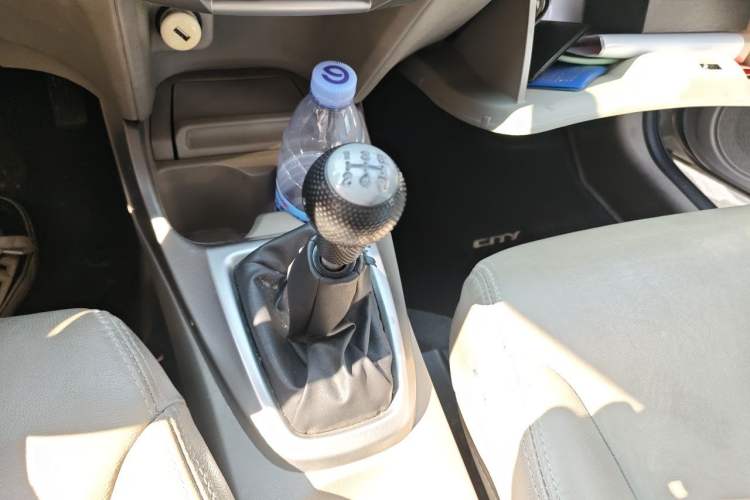 Used Honda City Classic 2011 1.5L Manual Elite Edition Gear Lever