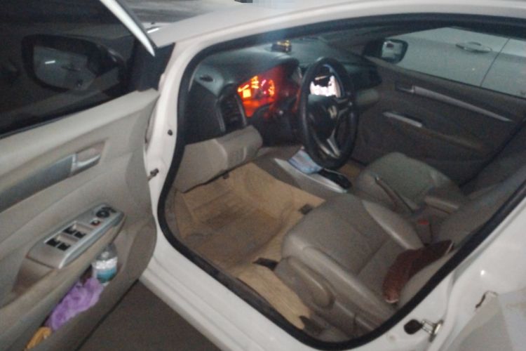 Used Honda City Classic 2011 1.5L Automatic Elite Edition Interior 3