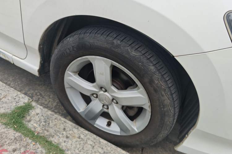 Used Honda City Classic 2011 1.5L Manual Elite Edition Right Front Wheel Hub