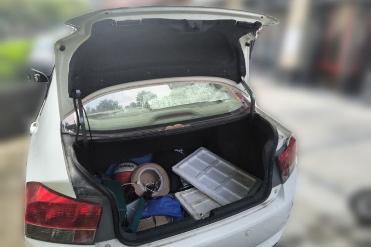 Used Honda City Classic 2011 1.5L Automatic Elite Edition Trunk
