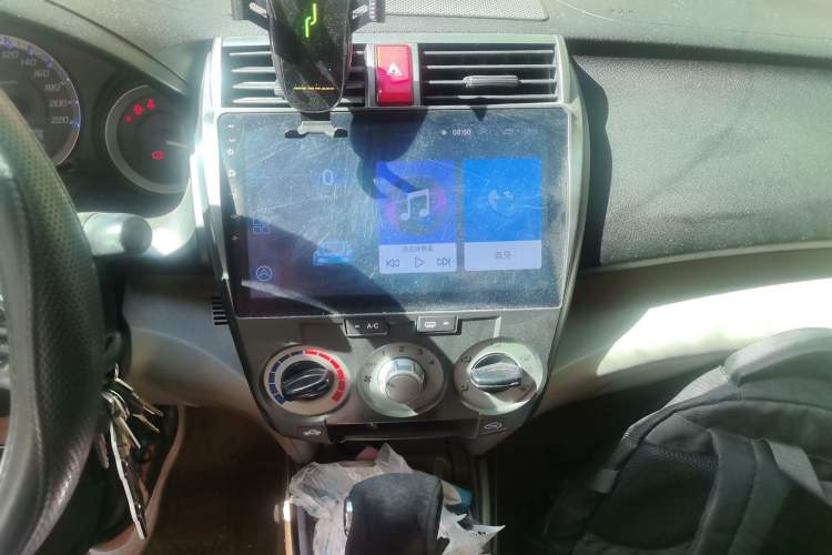 Used Honda City Classic 2012 1.5L Automatic Elite Edition Audio And AC Panel