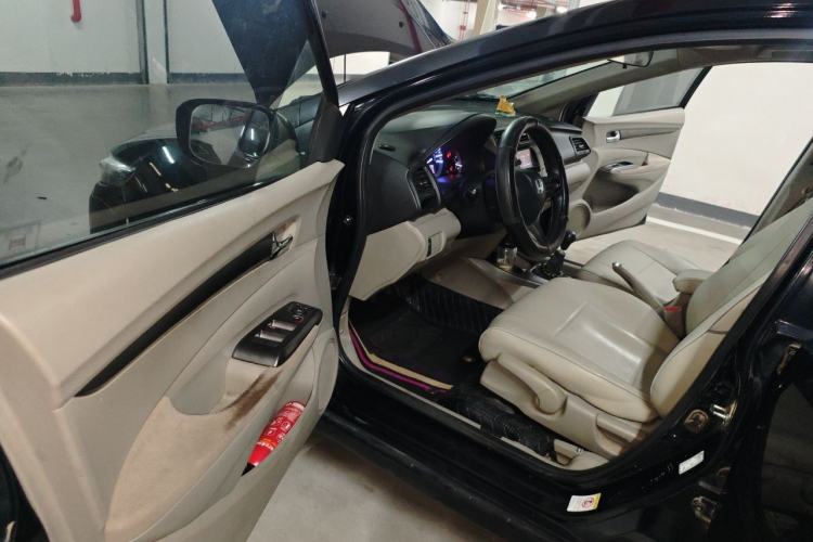 Used Honda City Classic 2012 1.5L manual Elite Edition Driver Seat