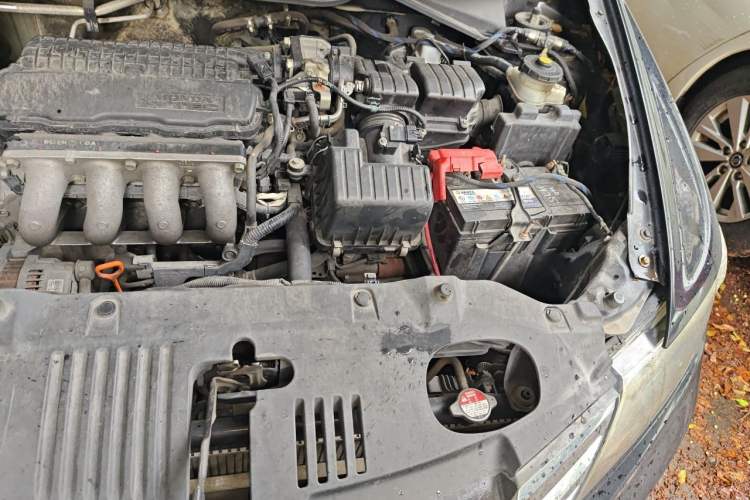 Used Honda City Classic 2012 1.5L Automatic Elite Edition Engine Bay Left