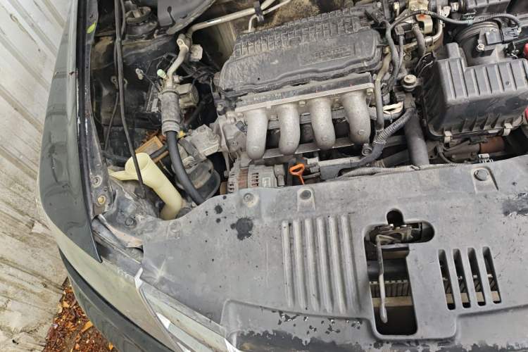 Used Honda City Classic 2012 1.5L Automatic Elite Edition Engine Bay Right