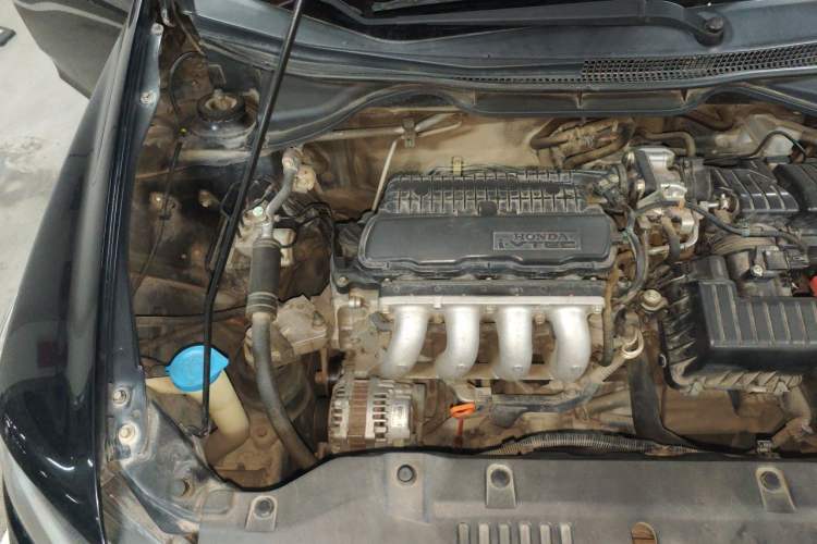 Used Honda City Classic 2012 1.5L manual Elite Edition Engine Bay Right
