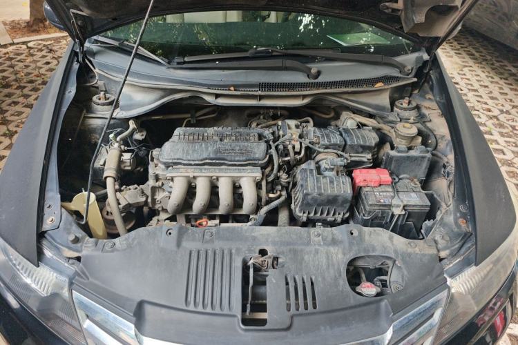 Used Honda City Classic 2012 1.5L Automatic Elite Edition Engine Bay