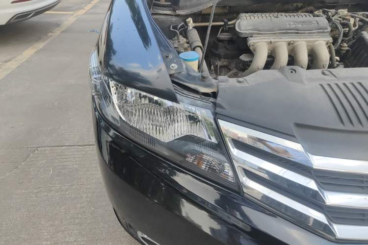 Used Honda City Classic 2012 1.5L Automatic Elite Edition Exterior 6
