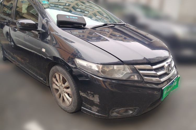 Used Honda City Classic 2012 1.5L manual Elite Edition Front Right 45 Deg