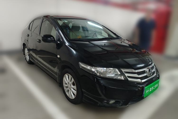 Used Honda City Classic 2012 1.5L manual Elite Edition Front Right 45 Deg