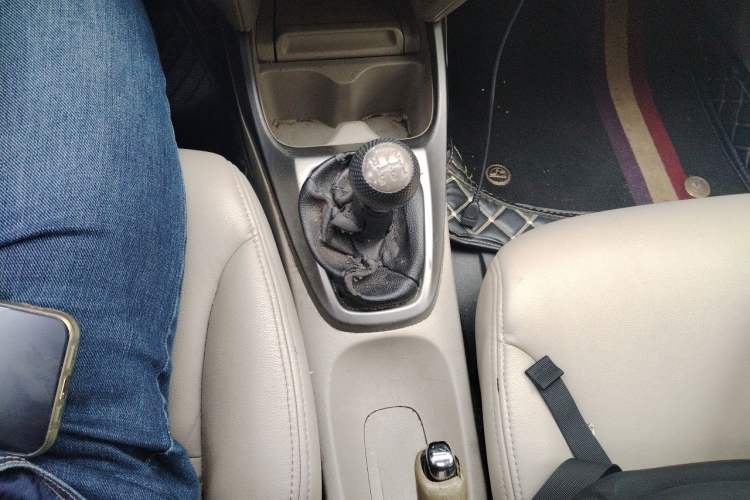 Used Honda City Classic 2012 1.5L manual Elite Edition Gear Lever