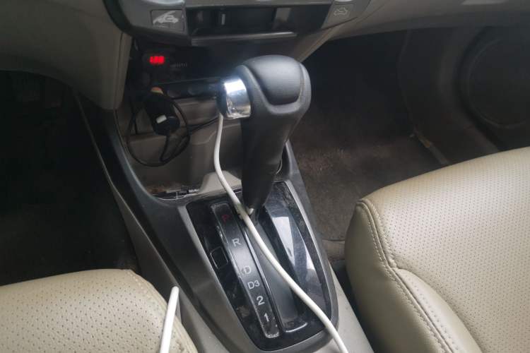 Used Honda City Classic 2012 1.5L Automatic Elite Edition Gear Lever