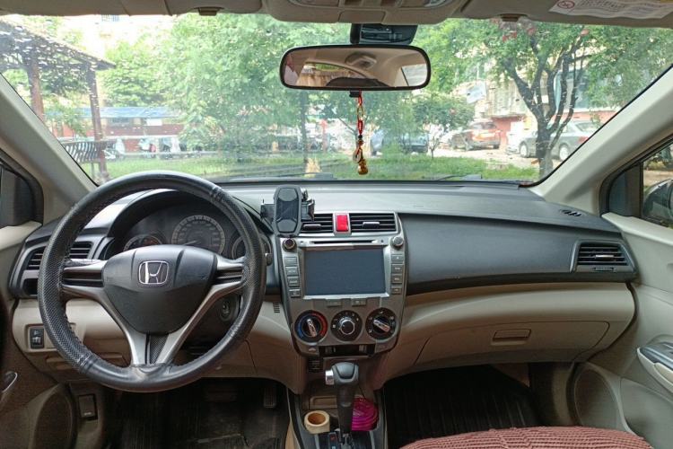 Used Honda City Classic 2012 1.5L Automatic Elite Edition Headliner