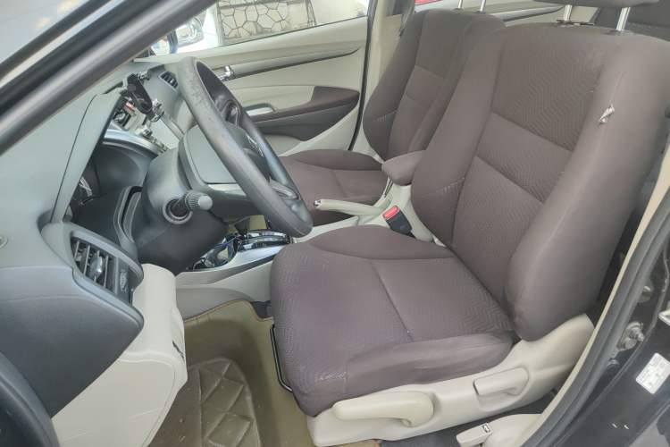 Used Honda City Classic 2012 1.5L Automatic Elite Edition Left Front Seat