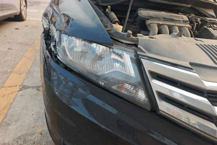 Used Honda City Classic 2012 1.5L manual Elite Edition Right Front Headlight