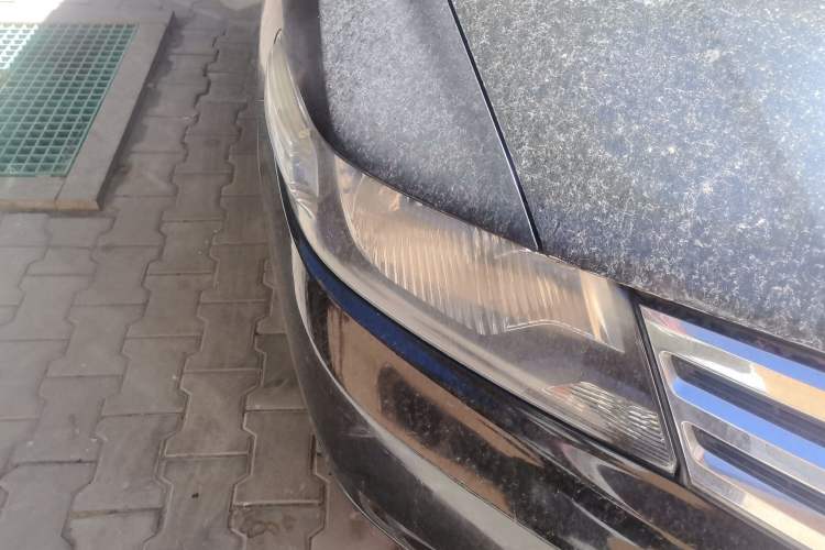 Used Honda City Classic 2012 1.5L Automatic Elite Edition Right Front Headlight