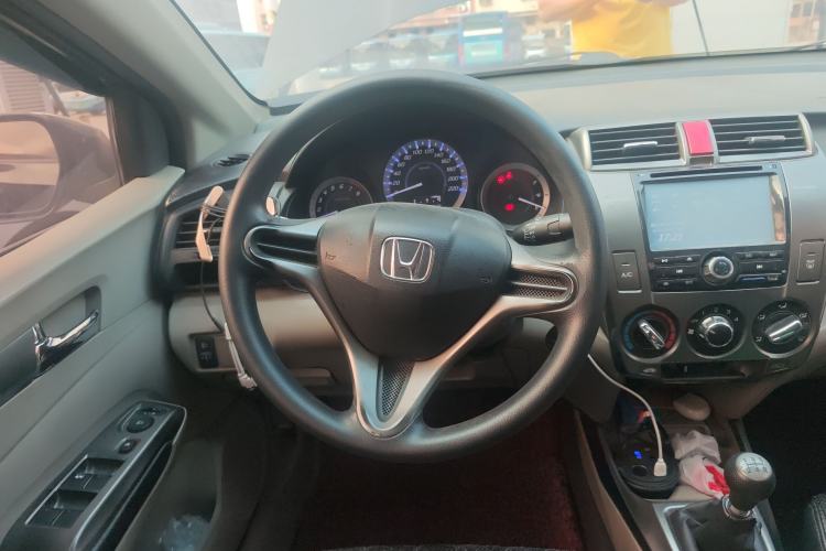 Used Honda City Classic 2012 1.5L manual Elite Edition Steering Wheel