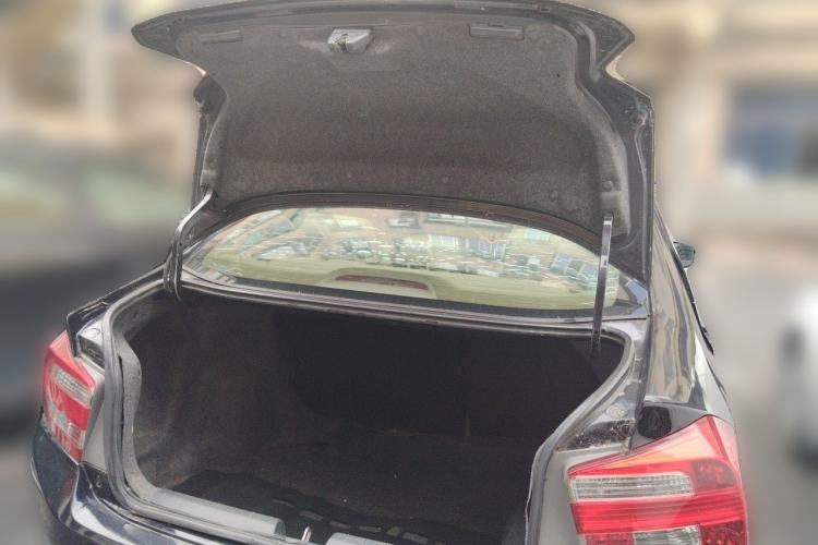 Used Honda City Classic 2012 1.5L manual Elite Edition Trunk