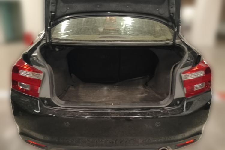 Used Honda City Classic 2012 1.5L manual Elite Edition Trunk