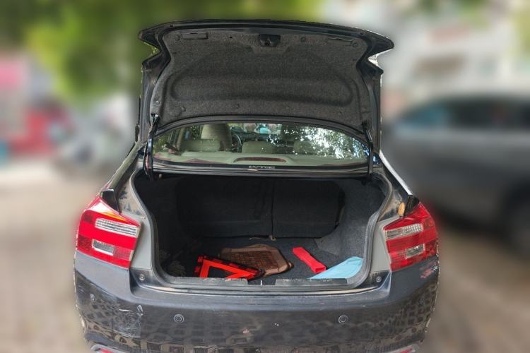 Used Honda City Classic 2012 1.5L Automatic Elite Edition Trunk