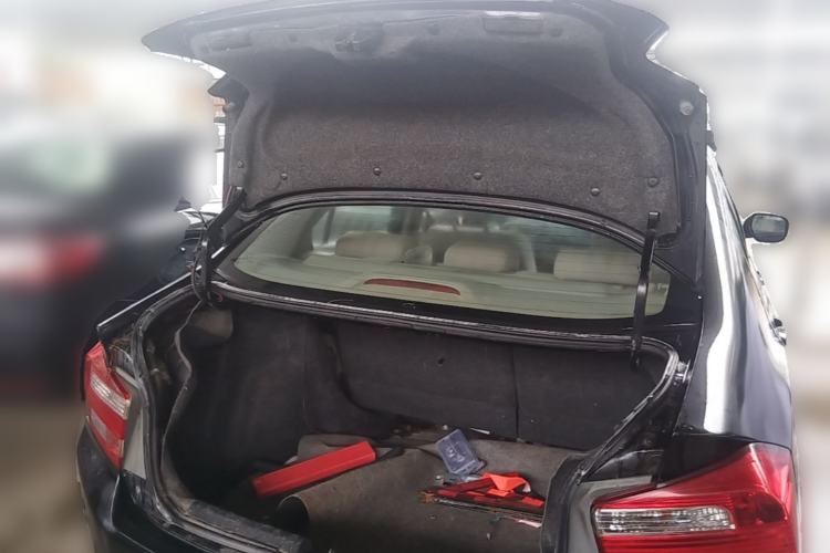 Used Honda City Classic 2012 1.5L manual Elite Edition Trunk