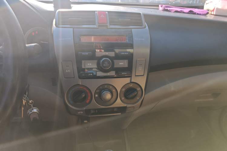 Used Honda City Classic 2012 1.5L manual Comfort version Audio And AC Panel