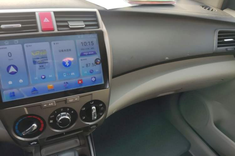 Used Honda City Classic 2012 1.5L Automatic Elite Edition Audio And AC Panel