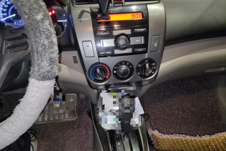 Used Honda City Classic 2012 1.5L Automatic Elite Edition Audio And AC Panel