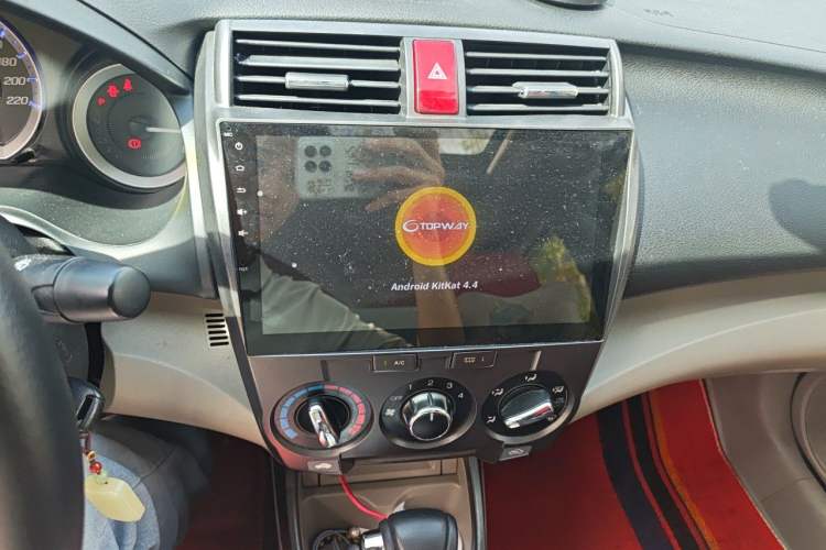 Used Honda City Classic 2012 1.5L Automatic Elite Edition Audio And AC Panel