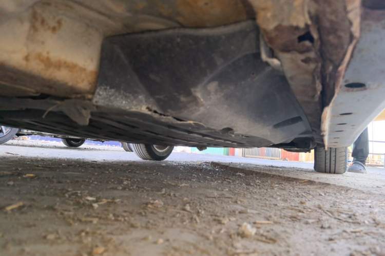 Used Honda City Classic 2012 1.5L manual Comfort version Chassis Front Left