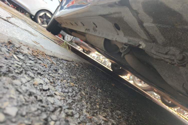 Used Honda City Classic 2012 1.5L manual Comfort version Chassis Front Right