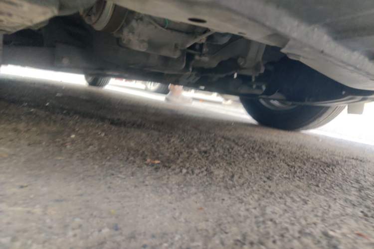 Used Honda City Classic 2012 1.5L manual Comfort version Chassis Front Right