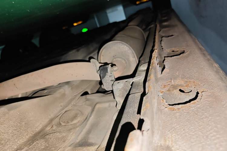 Used Honda City Classic 2012 1.5L manual Comfort version Chassis Front Right